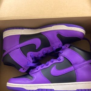 Nike Dunks Psychic Purple